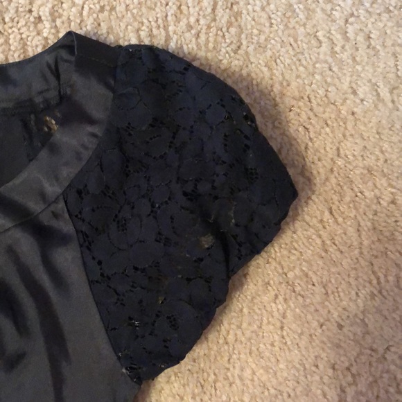 Top - Picture 2 of 4